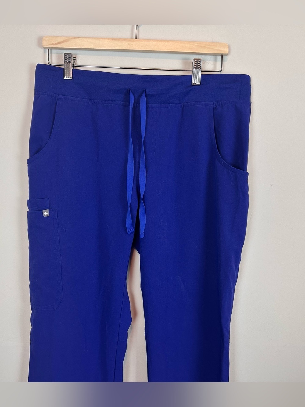 FIGS Kade Cargo Scrub Pants M Tall Royal Blue Straight Leg T21004T - Picture 2 of 11